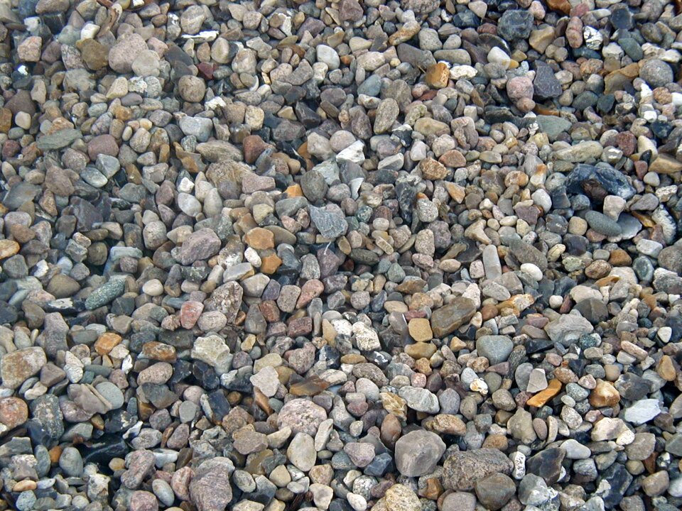 Stones round steinig