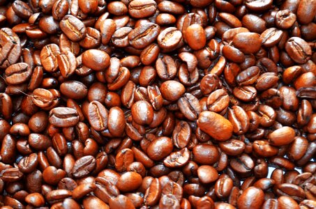 Coffee beans benefit from aroma photo