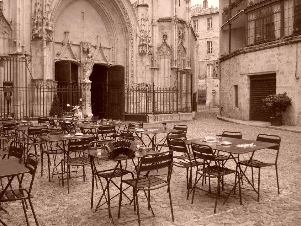 Restaurant avignon church