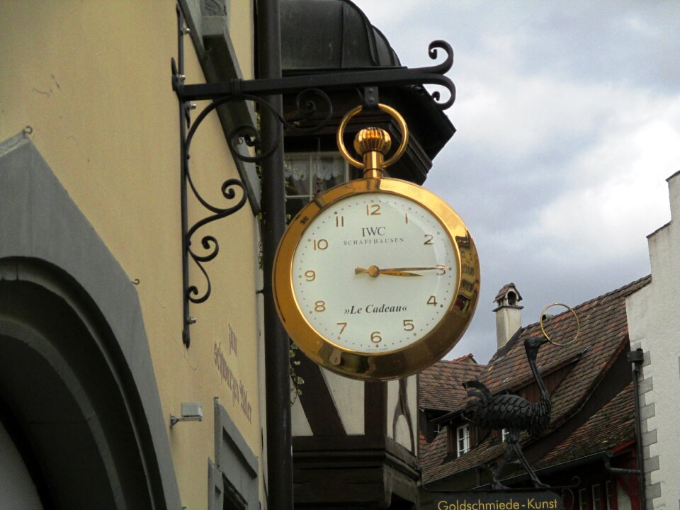 Golden pocket watch goldschmieteatelier haus zum schwarzen adler