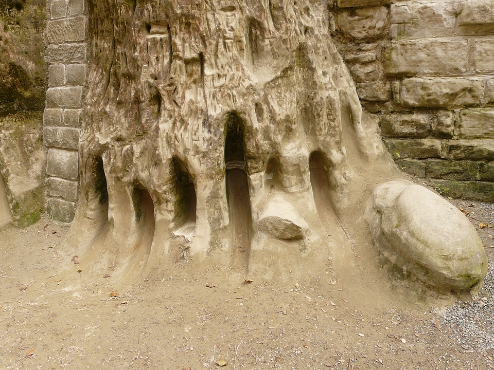 Holes erosion sand stone