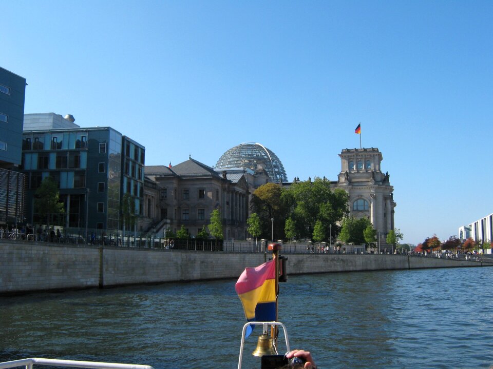 Government district spree boat trip