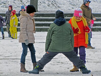 Game winter child photo