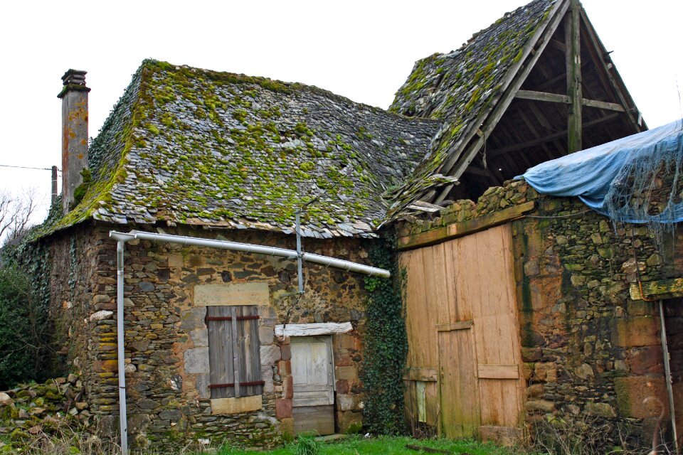 Ancient barn dereliction