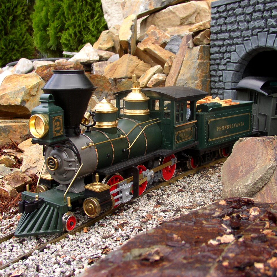 Train engine toy train