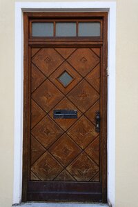 House entrance input wood photo