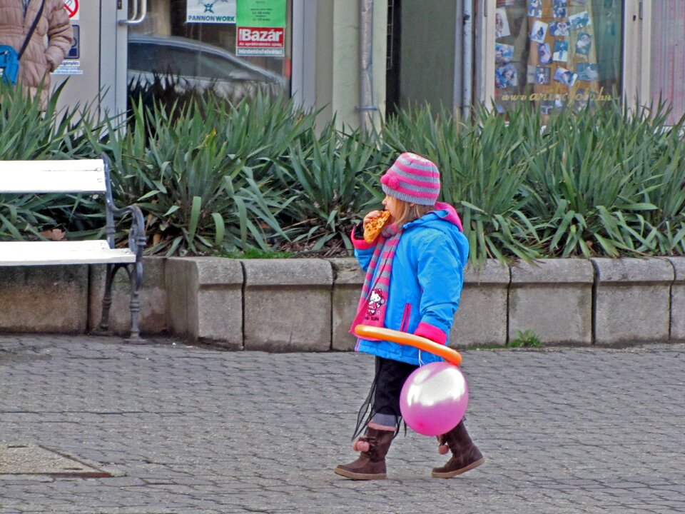 Walk alone little kid