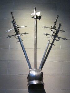 Display museum halberd