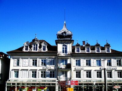 Hotel inn roof design