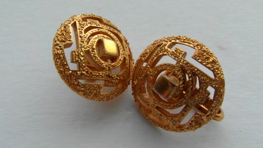 Earrings gold vintage