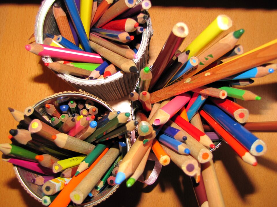 Color writing tool pencils
