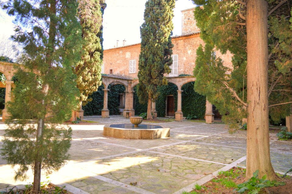 Field farm convent