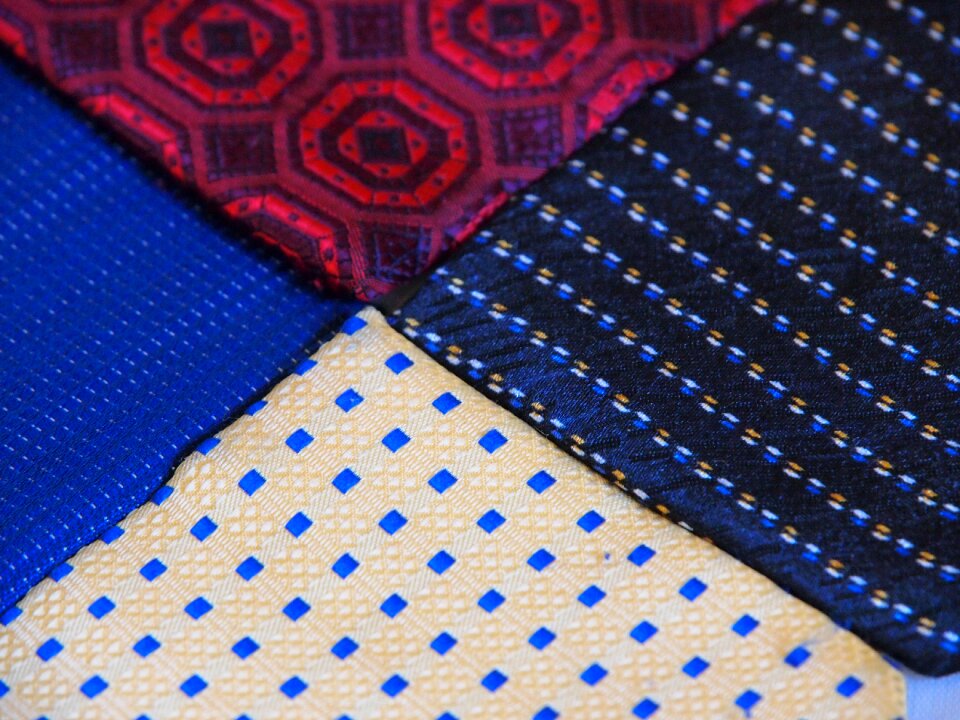 Four color neckwear composition