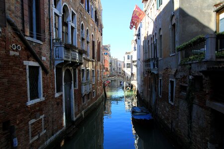 Venezia water passages photo