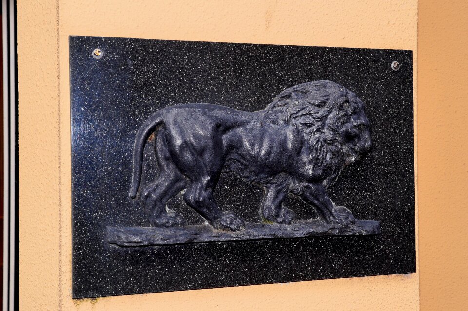 Lion stone lion hauszierde