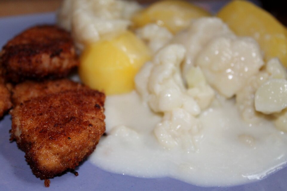 Breaded meat potatoes