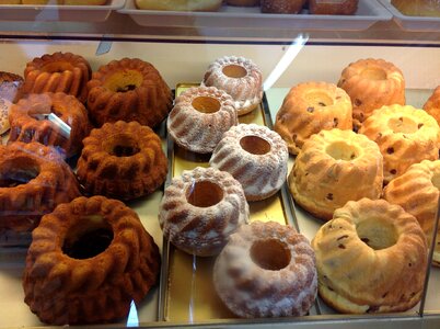 Dessert sweet baked goods