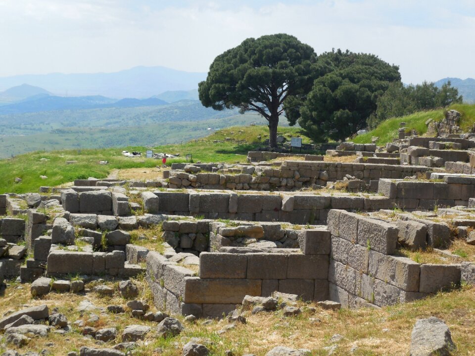 Excavations history ruins