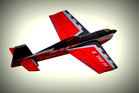 Model airplane wings fly