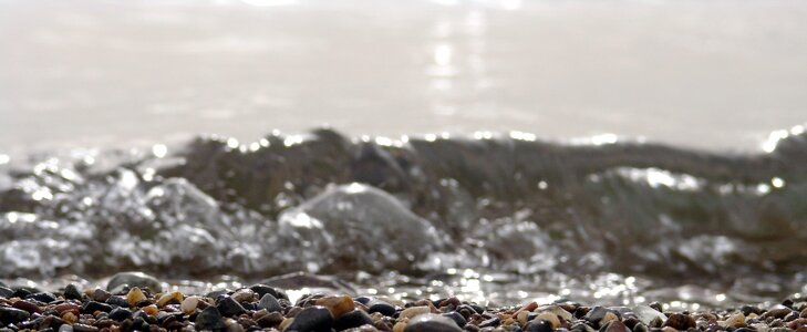 Receding stone stones