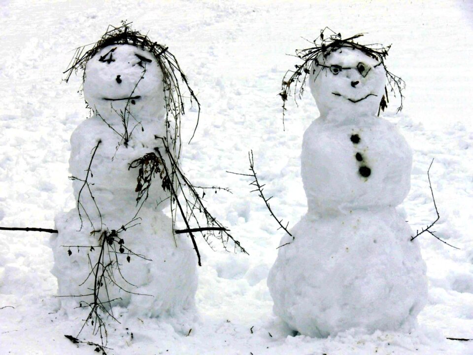 Pair white cold