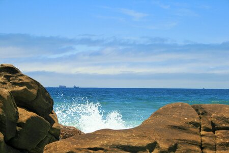 Rocks spray white