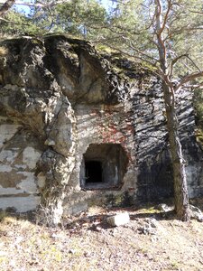 Input rock hiding places