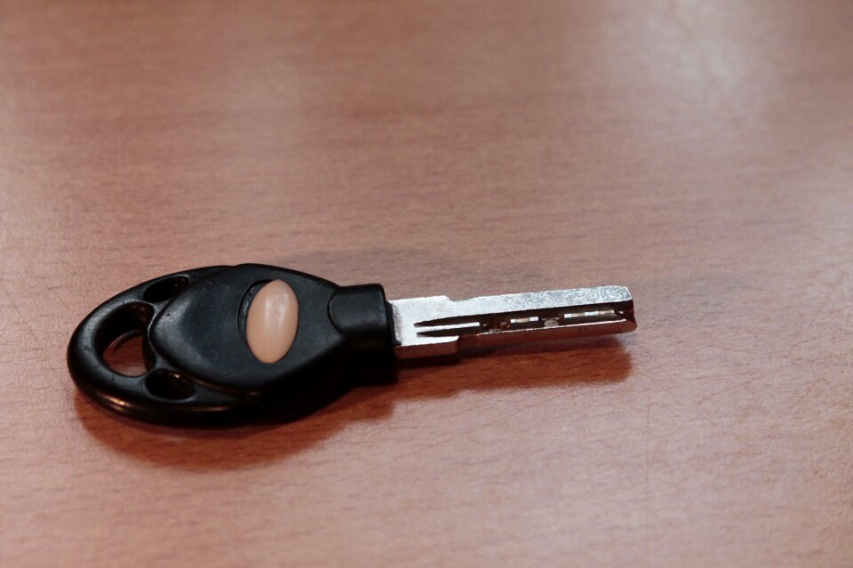 Security shut off safe key