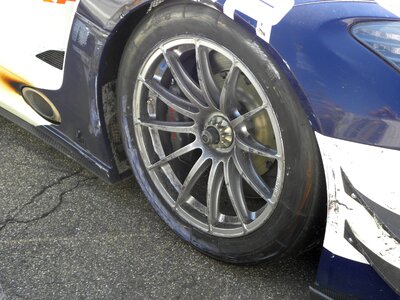 Mature motorsport sports car