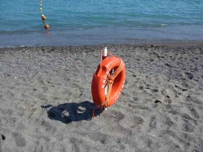 Solitaire ring sea beach