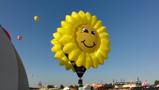 Balloon take off balloon envelope