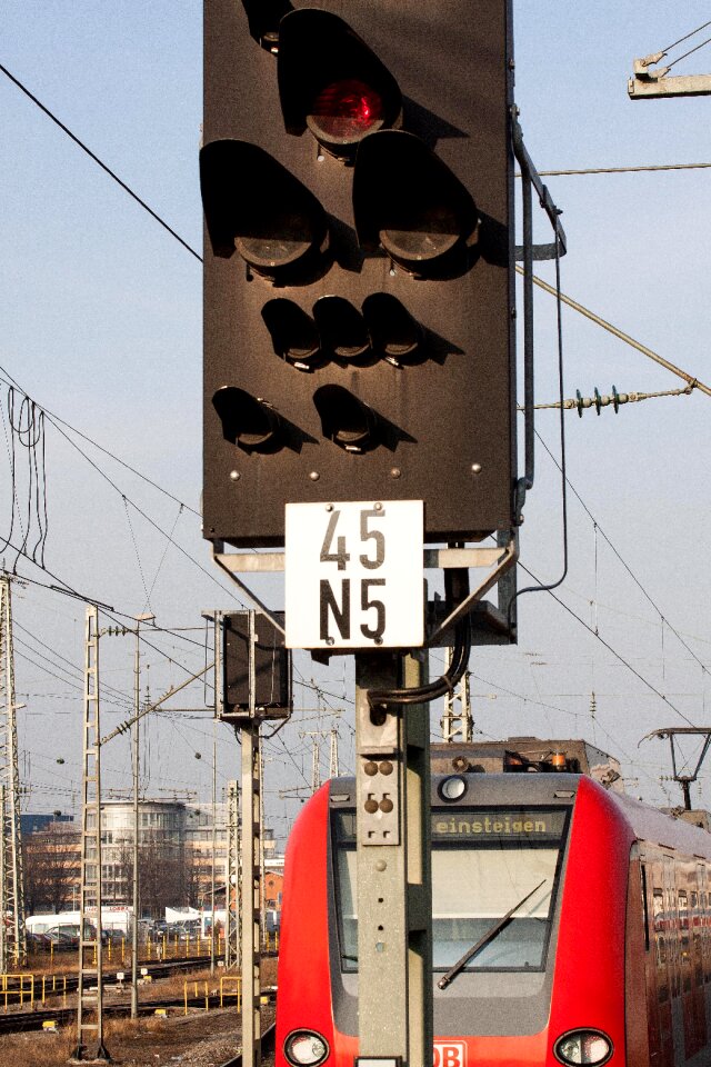 S bahn driving a red