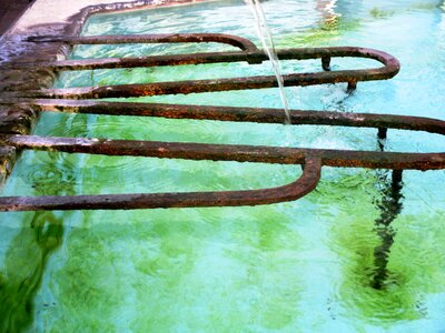 Flow iron rods rust