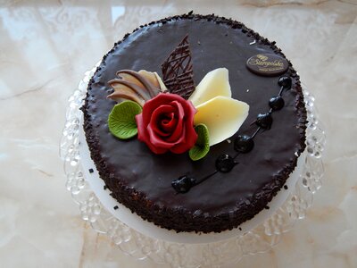 Cake rose chocolate photo