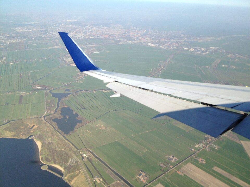 Landing amsterdam wing