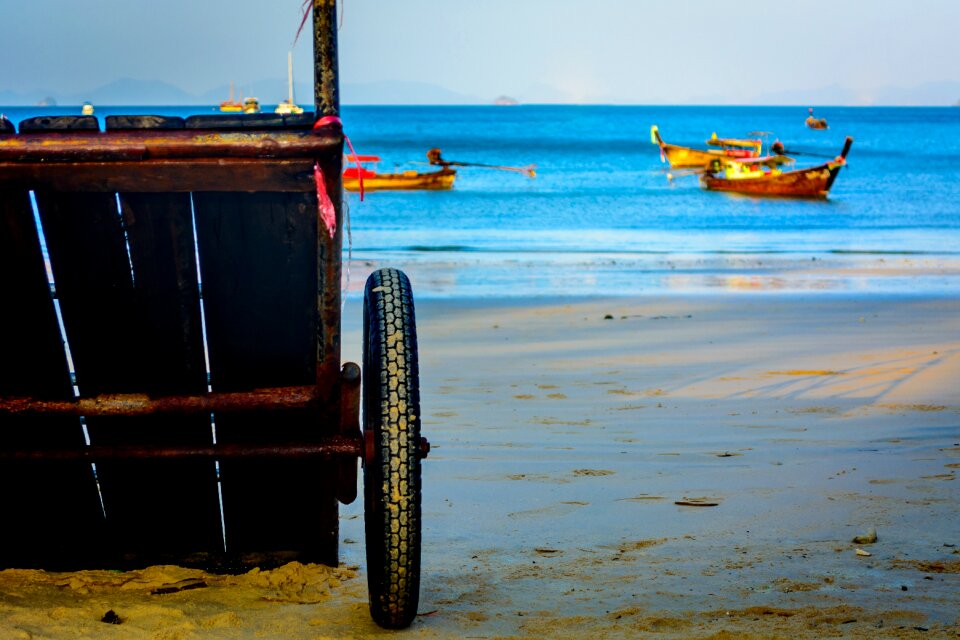 Beach blue g0lden yellow
