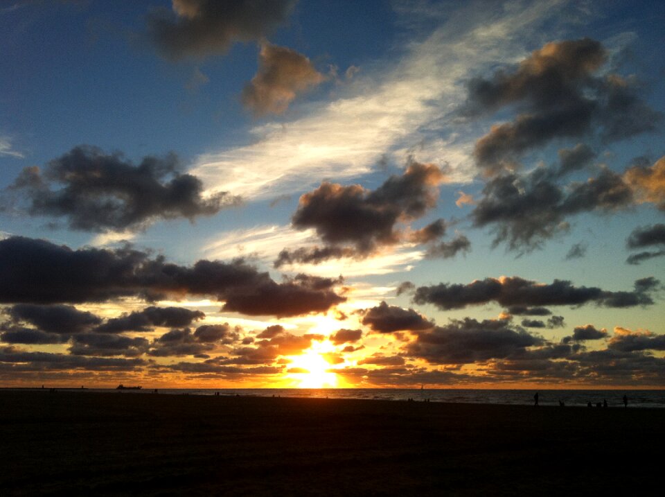 Air setting sun netherlands