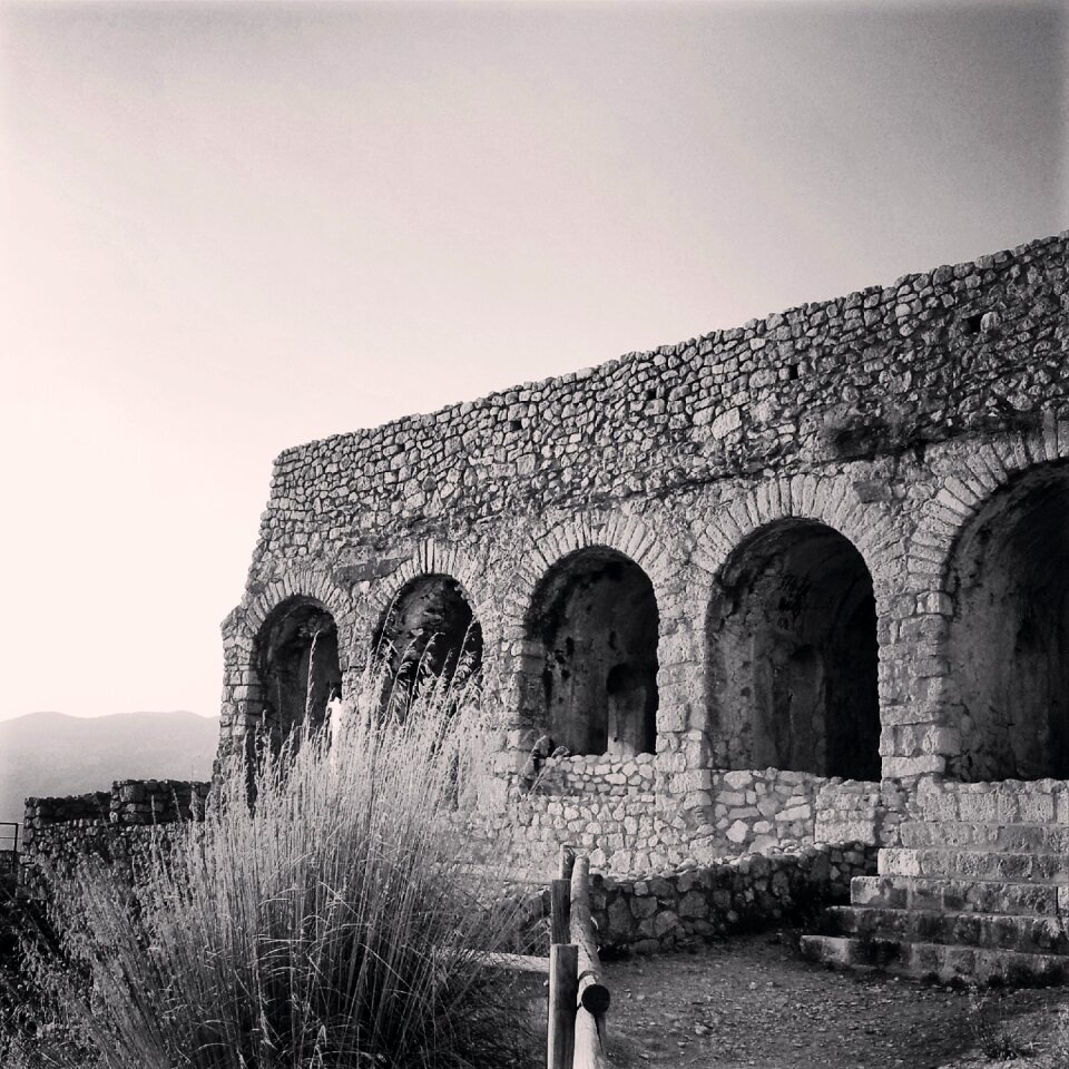 Romans temple antiquity