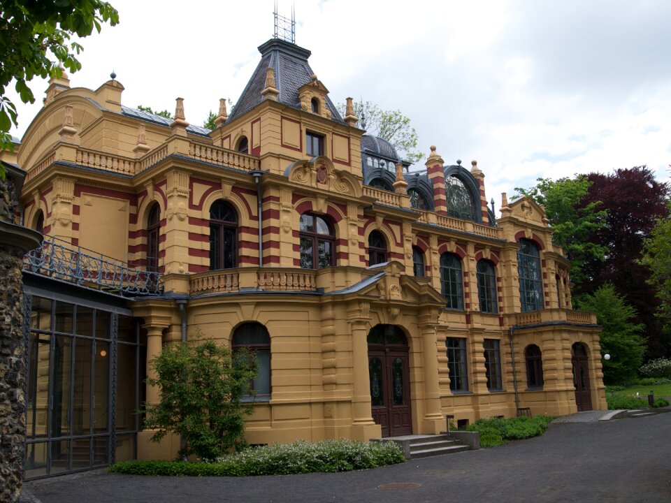 Bavaria structures villa