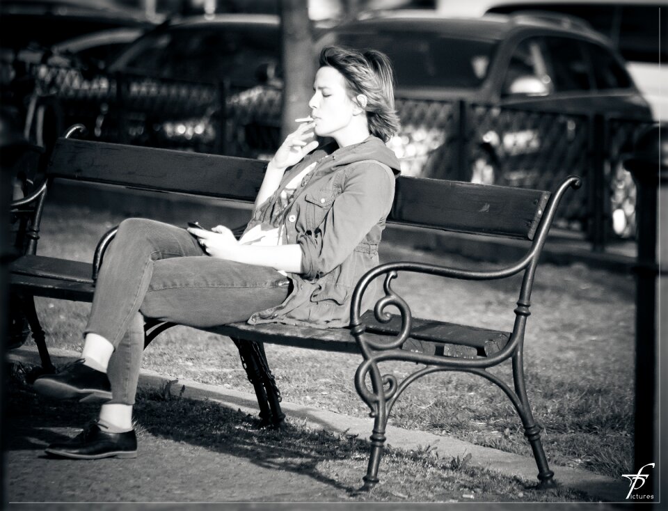 Sitting resting bank