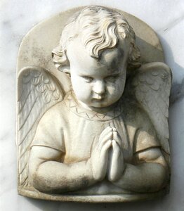 Sculpture pray hope