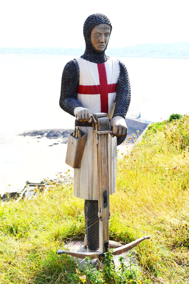 Sculpture cross-bow armour