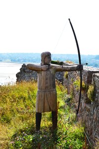 Sculpture armour mont orgueil castle