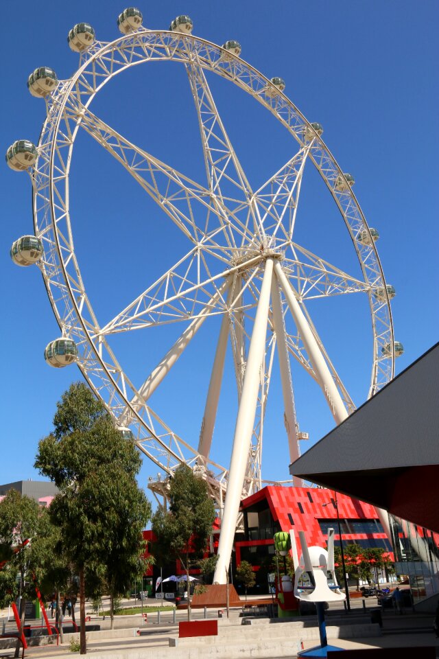 Tourist attraction australia ferris wheel