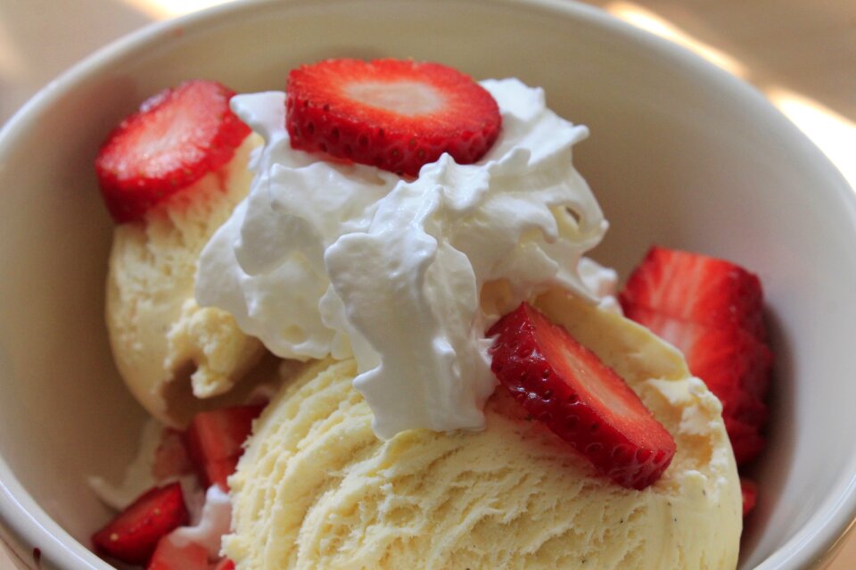 Sweet dish strawberry cold