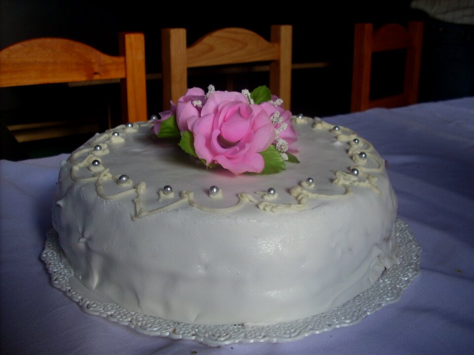 Cake flower decoration