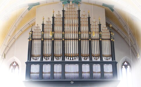 Church organ pipe organ whistle photo