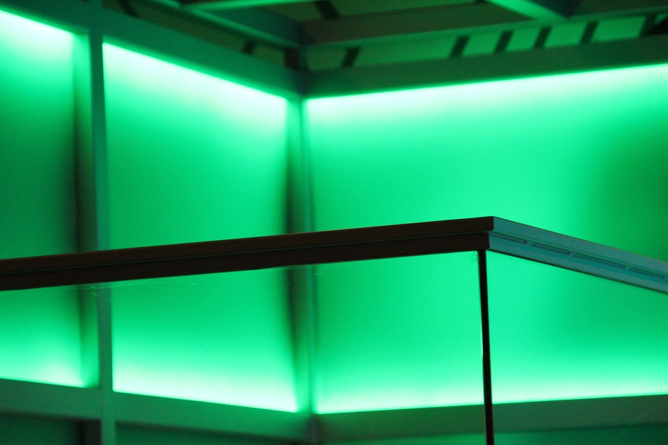 Lighting exhibition flicker
