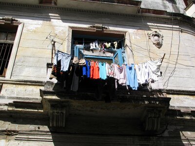 Building linen suspend