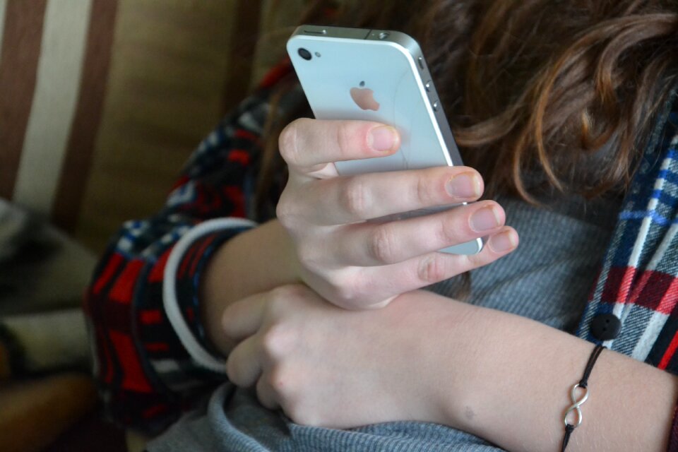 Phone cellular phone fast